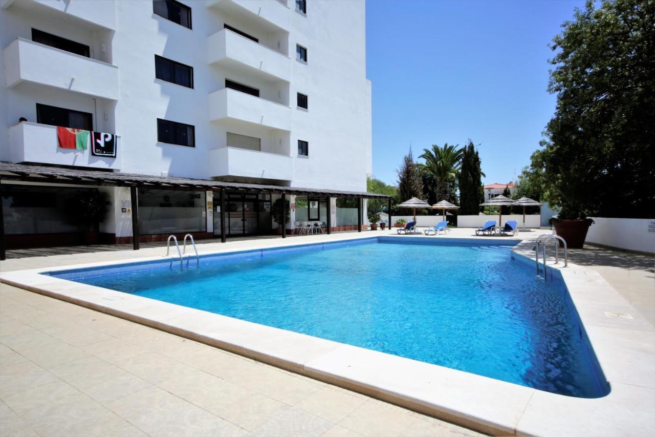 Sea View Apartment - 3 Swimming Pool & Fitness Albufeira Exteriör bild