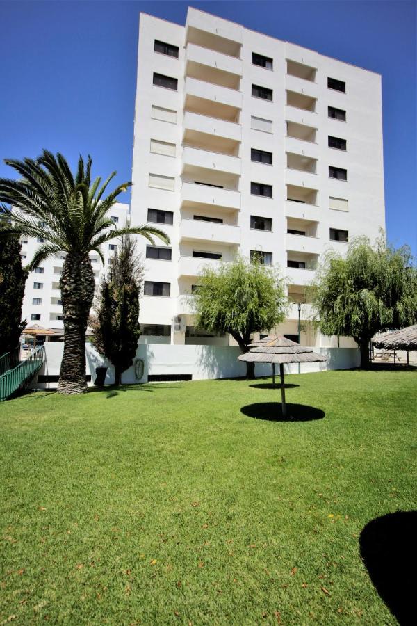 Sea View Apartment - 3 Swimming Pool & Fitness Albufeira Exteriör bild